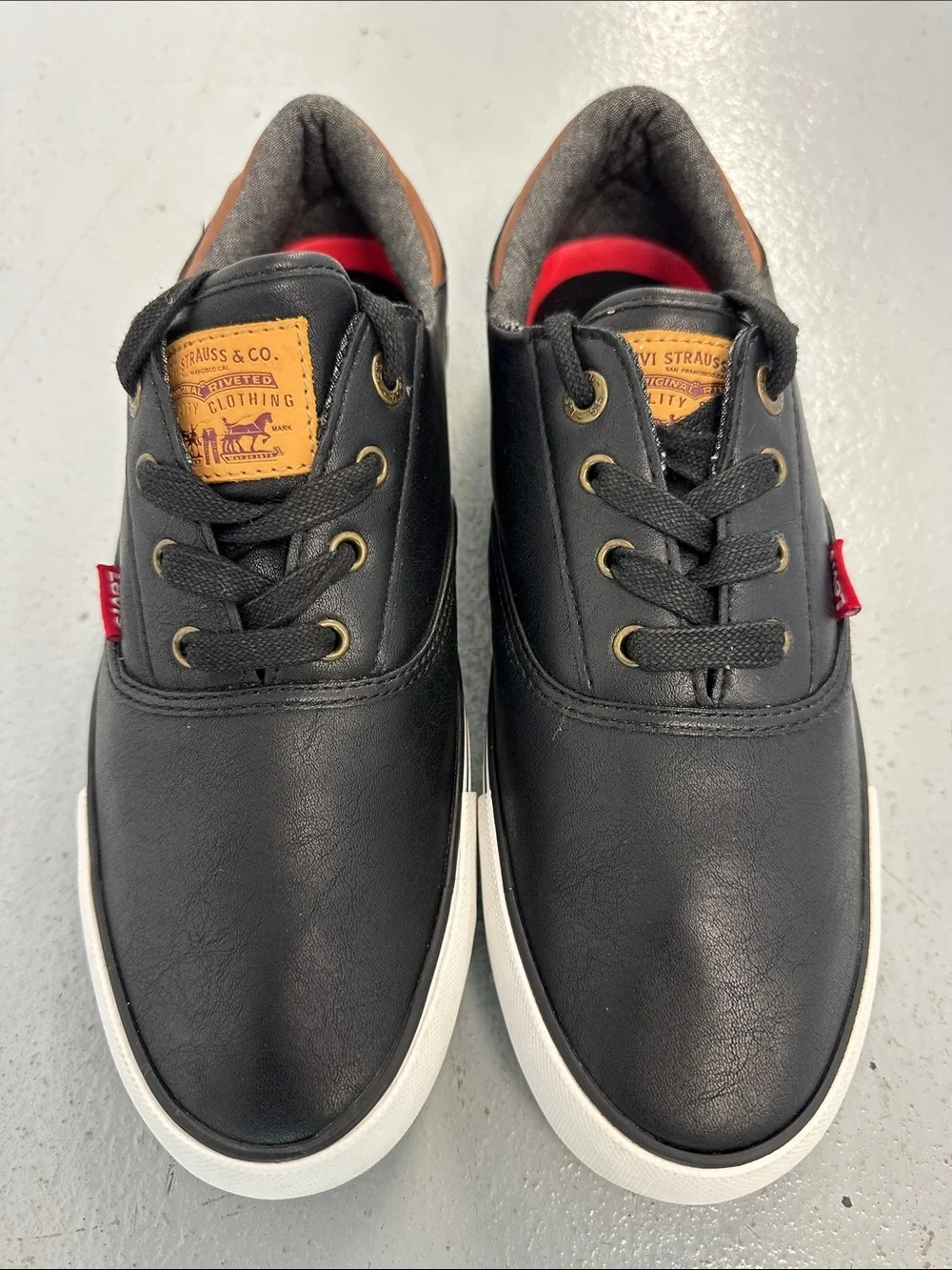 Levi's Men's Black Casual Low-Top Sneakers with White Sole